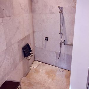 Habitación Doble Adaptada para Discapacitados